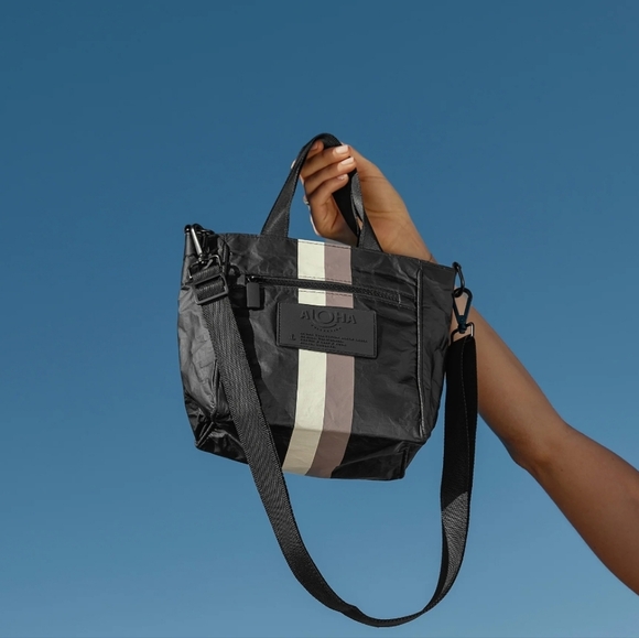 Aloha Collection Crossbody Le Voyageur - Picture 5 of 5